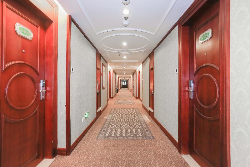 Vienna Hotel Shenzhen Exibition Center Екстер'єр фото