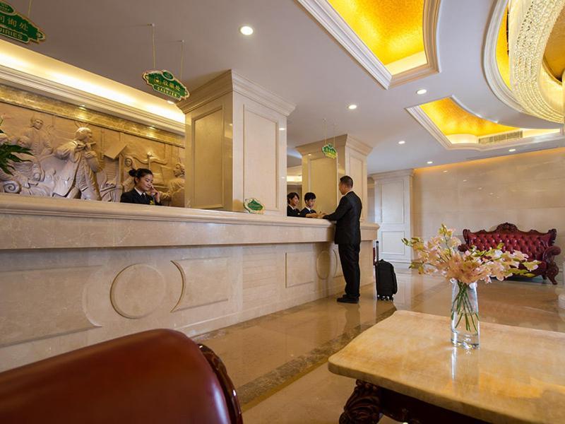Vienna Hotel Shenzhen Exibition Center Екстер'єр фото