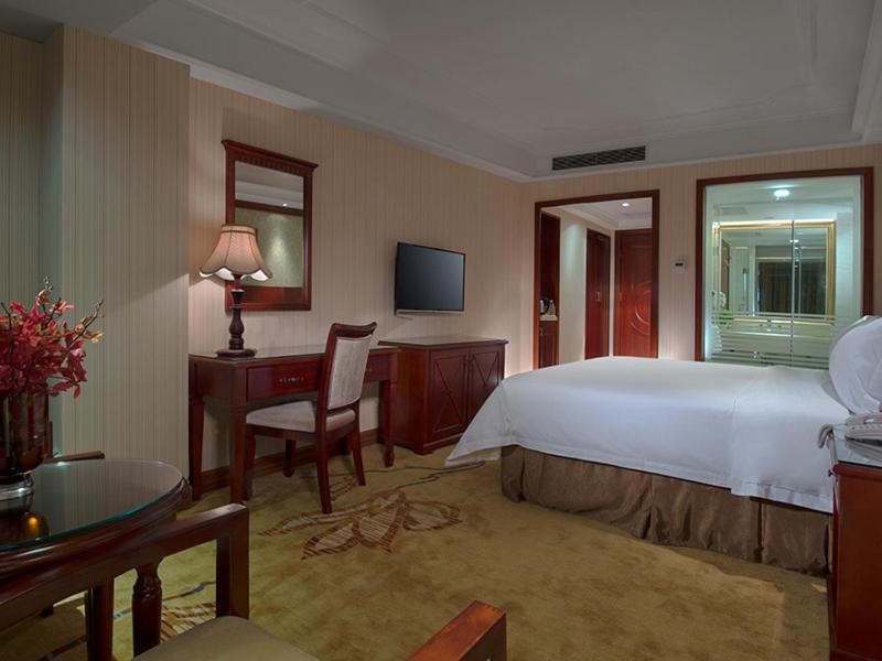 Vienna Hotel Shenzhen Exibition Center Екстер'єр фото